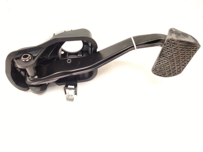 Recambio de pedal freno para mercedes-benz glc coupe (c253) 250 4-matic (253.346) referencia OEM IAM A2052920100  