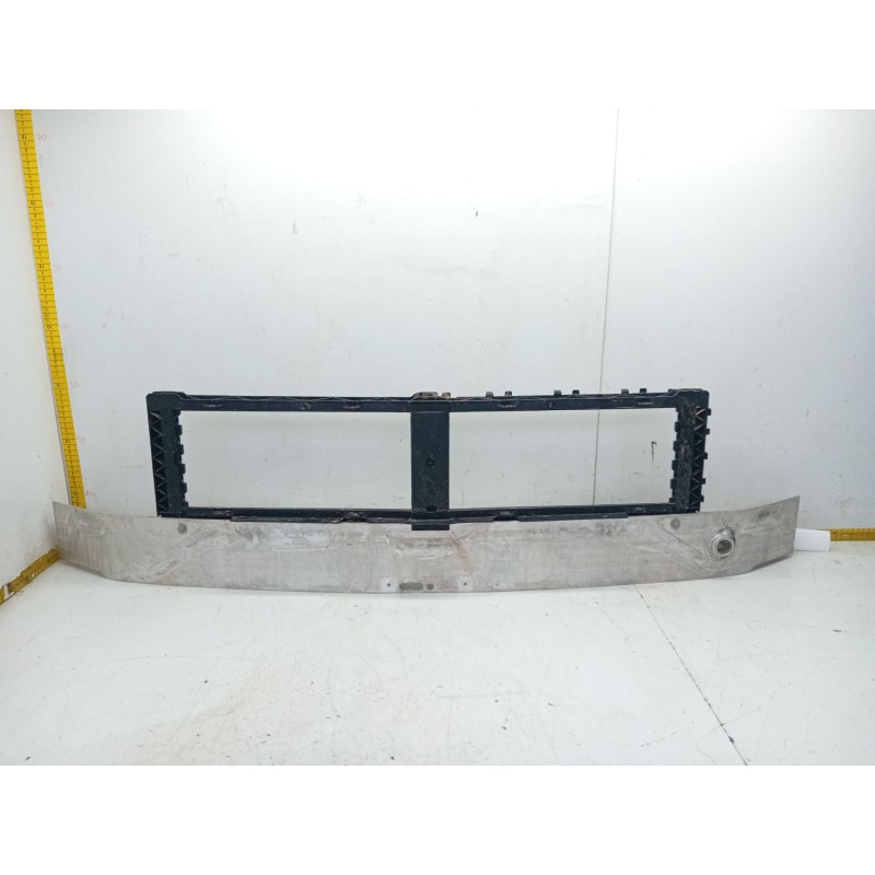 Recambio de refuerzo paragolpes delantero para mercedes-benz clase a (w177) a 180 d (177.003) referencia OEM IAM A1776202800  