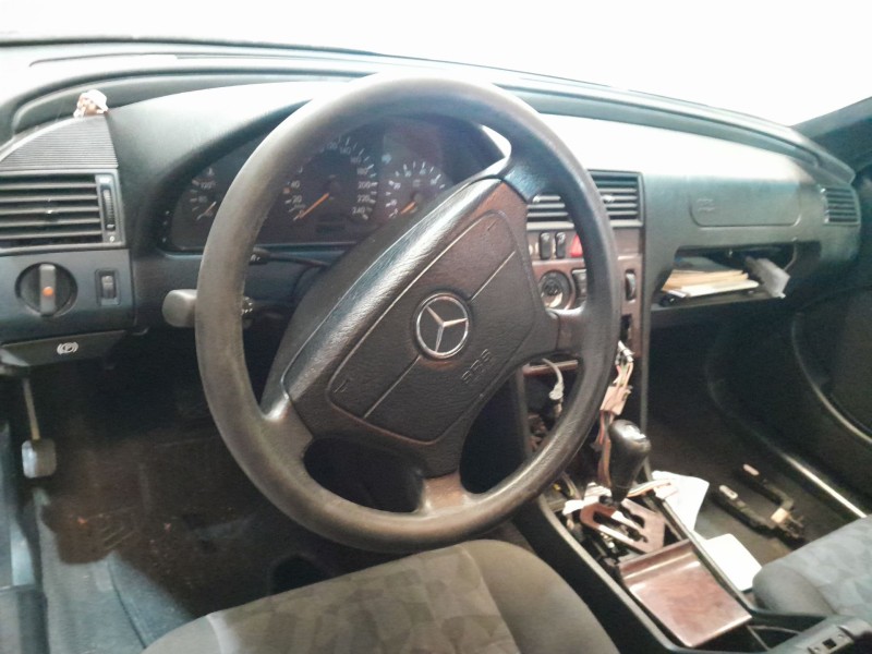 mercedes-benz clase c (w202) del año 2000