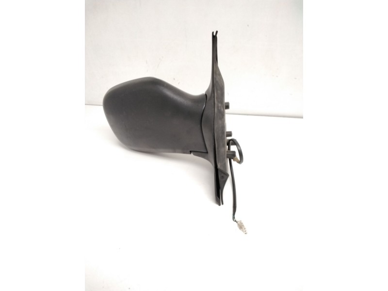 Recambio de retrovisor derecho para nissan serena (c23) 2.3 d referencia OEM IAM 963017C901  NEGRO