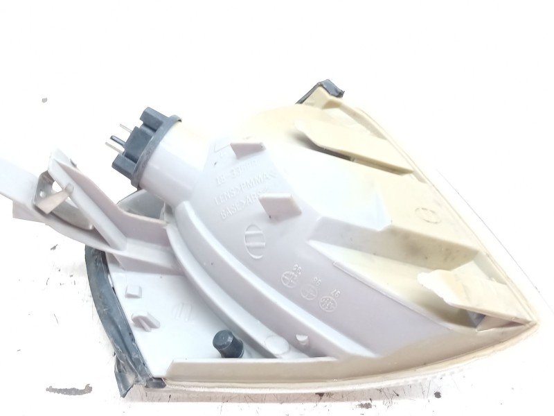 Recambio de piloto delantero izquierdo para mercedes-benz clase c (w202) c 180 (202.018) referencia OEM IAM 183358B  