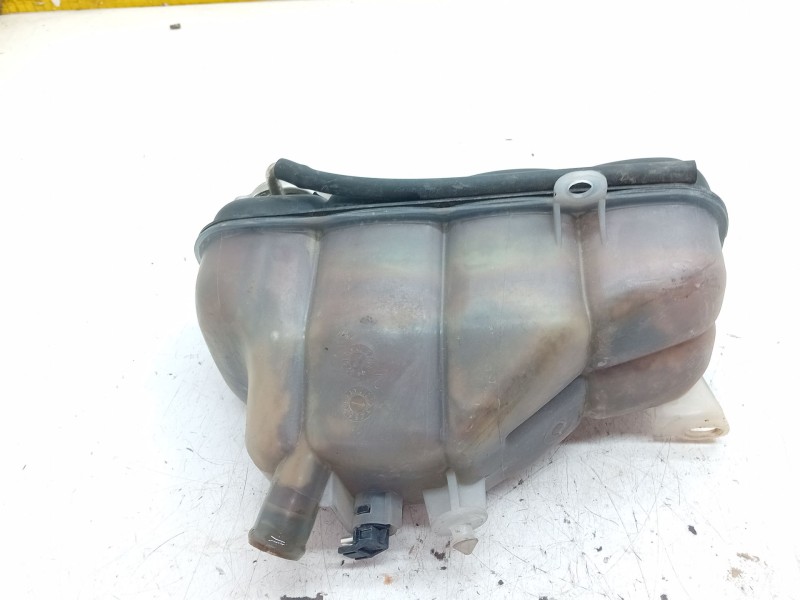 Recambio de deposito expansion para mercedes-benz clase c (w202) c 180 (202.018) referencia OEM IAM 2025000249  
