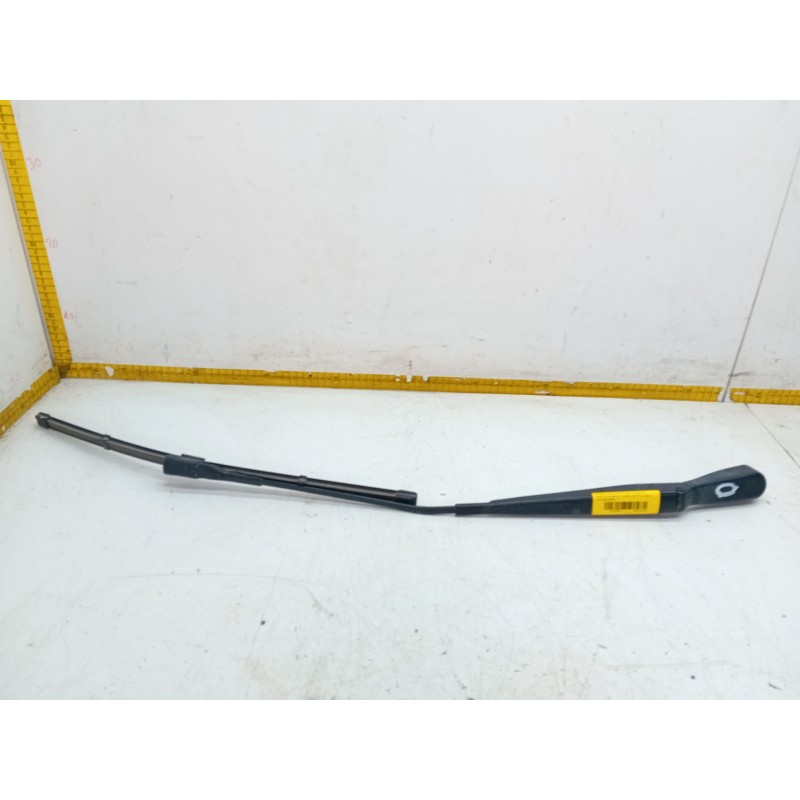 Recambio de brazo limpia delantero derecho para mercedes-benz clase a (w177) a 180 d (177.003) referencia OEM IAM W000075920  