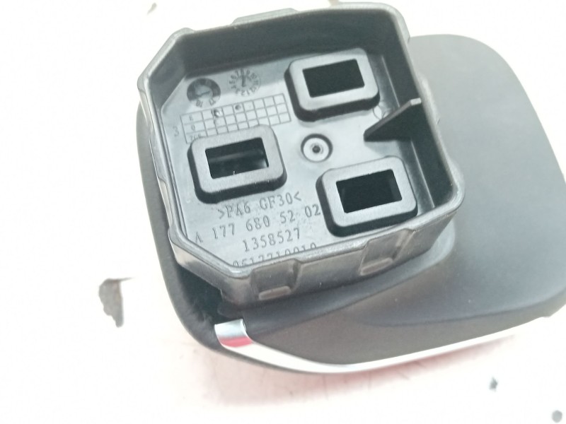 Recambio de moldura para mercedes-benz clase a (w177) a 180 d (177.003) referencia OEM IAM A1776805202  