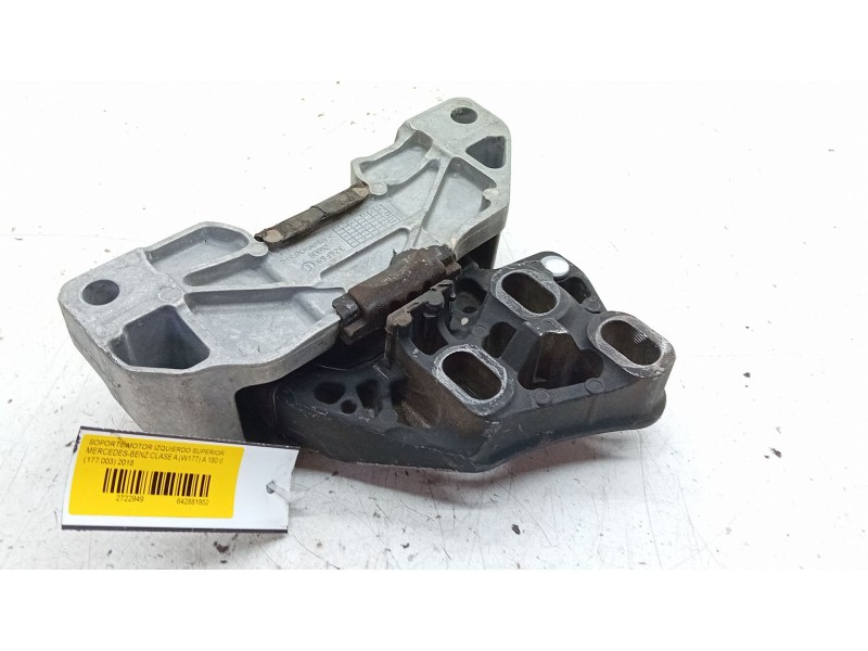 Recambio de soporte motor izquierdo superior para mercedes-benz clase a (w177) a 180 d (177.003) referencia OEM IAM A2472403200 
