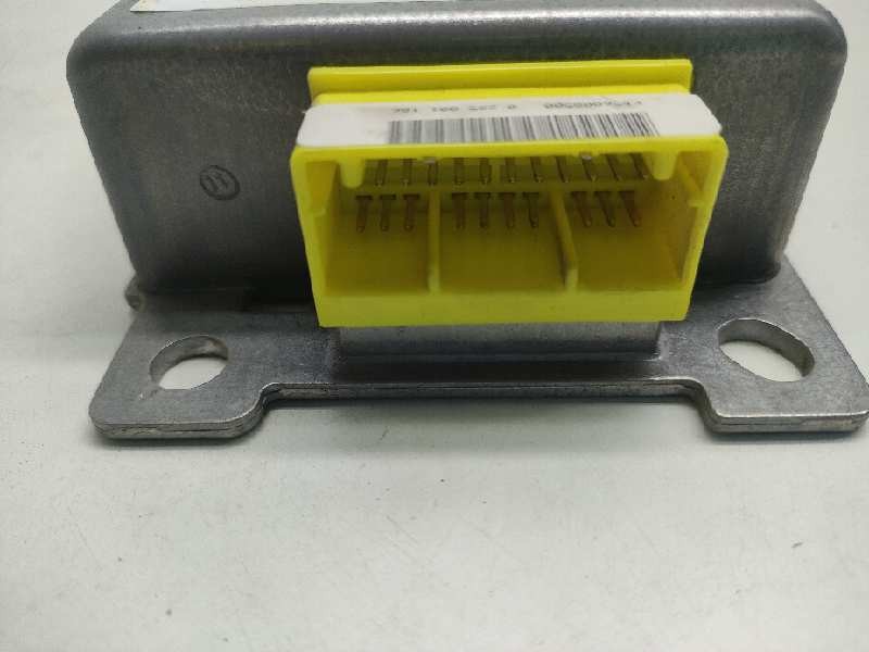 Recambio de centralita airbag para nissan terrano/terrano.ii (r20) referencia OEM IAM 0285001186 285568F200 