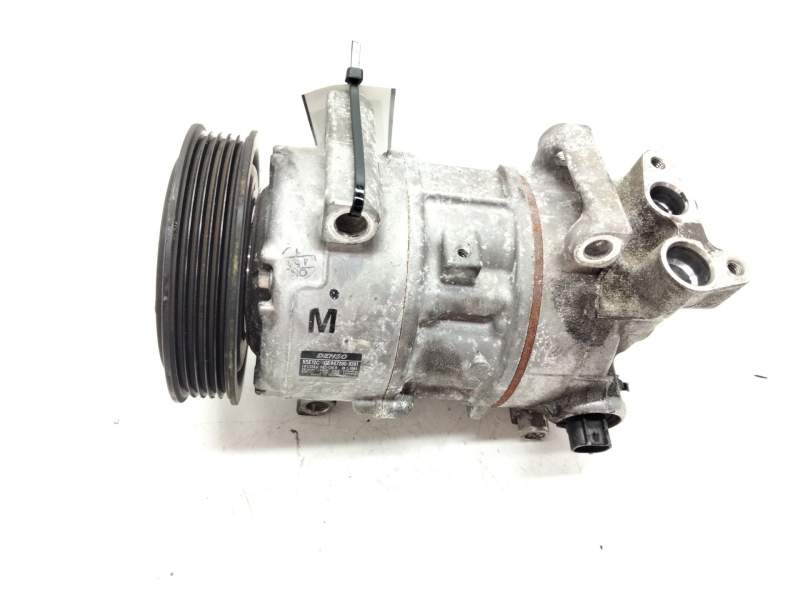 Recambio de compresor aire acondicionado para toyota auris referencia OEM IAM GE4472809281  