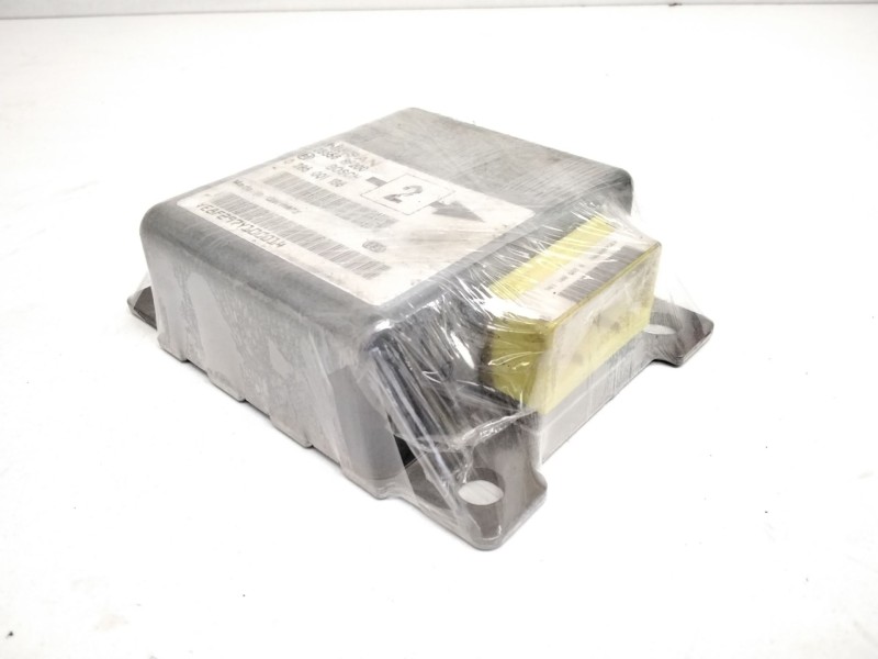 Recambio de centralita airbag para nissan terrano/terrano.ii (r20) referencia OEM IAM 0285001186 285568F200 