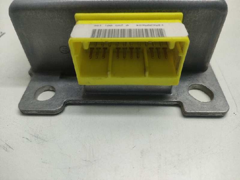 Recambio de centralita airbag para nissan terrano/terrano.ii (r20) referencia OEM IAM 0285001186 285568F200 
