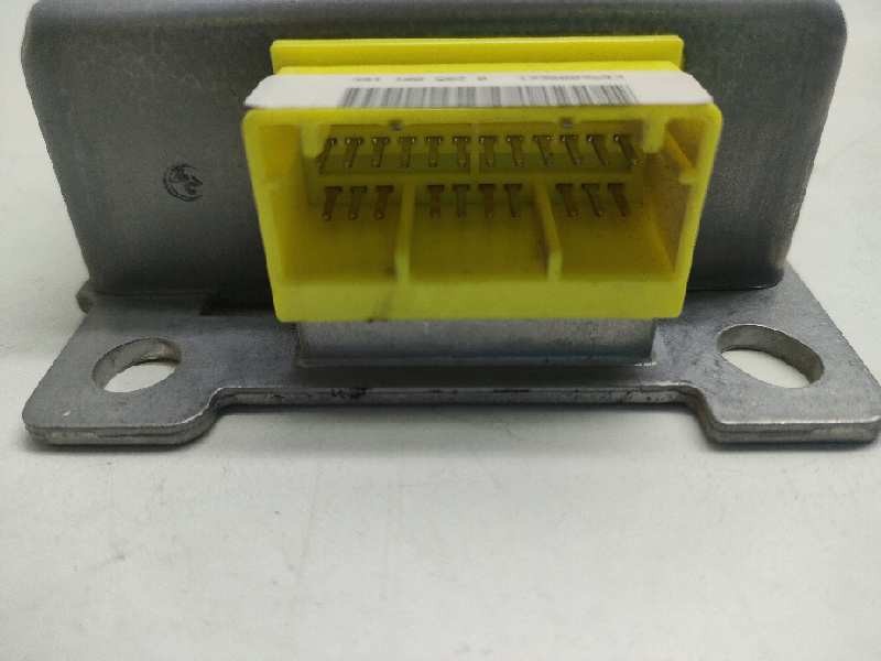 Recambio de centralita airbag para nissan terrano/terrano.ii (r20) referencia OEM IAM 0285001186 285568F200 