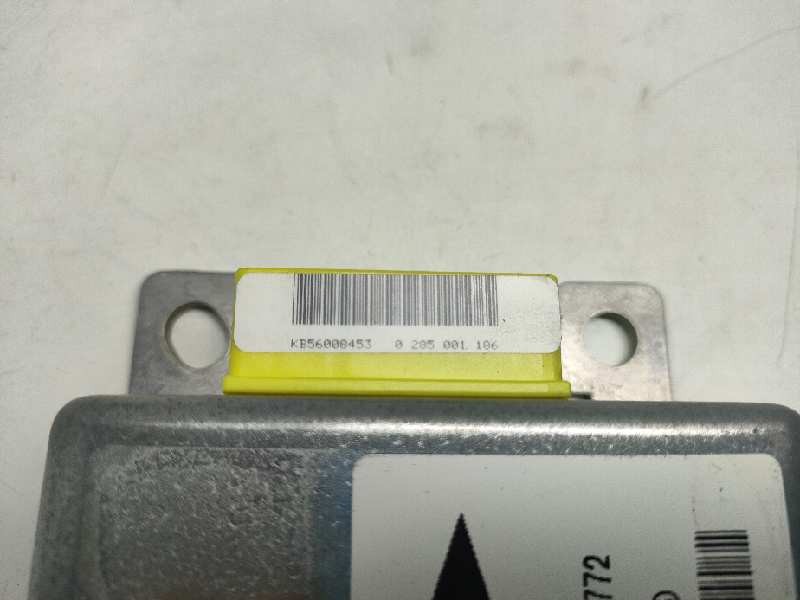 Recambio de centralita airbag para nissan terrano/terrano.ii (r20) referencia OEM IAM 0285001186 285568F200 