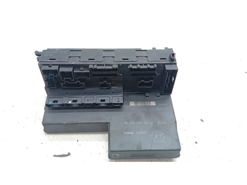 Recambio de caja fusibles para mercedes-benz clase c (w202) c 180 (202.018) referencia OEM IAM A0195455632  