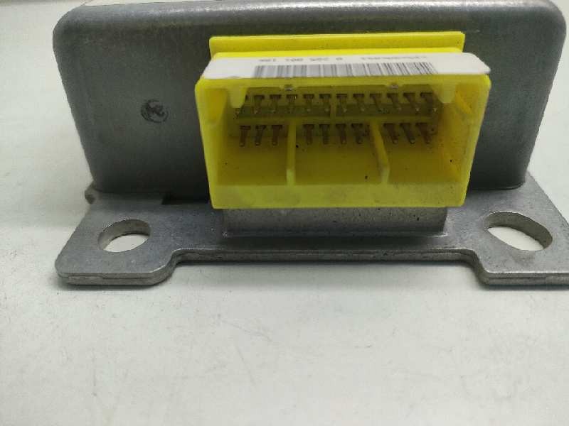 Recambio de centralita airbag para nissan terrano/terrano.ii (r20) referencia OEM IAM 0285001186 285568F200 