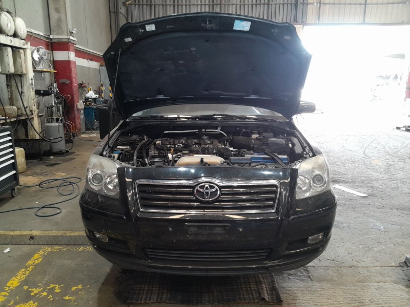 toyota avensis (_t25_) del año 2006