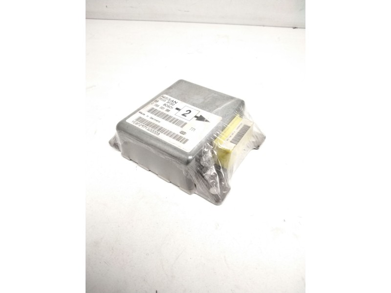 Recambio de centralita airbag para nissan terrano/terrano.ii (r20) referencia OEM IAM 0285001186 285568F200 