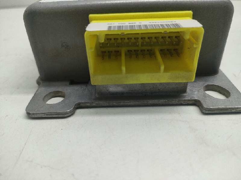 Recambio de centralita airbag para nissan terrano/terrano.ii (r20) referencia OEM IAM 0285001186 285568F200 