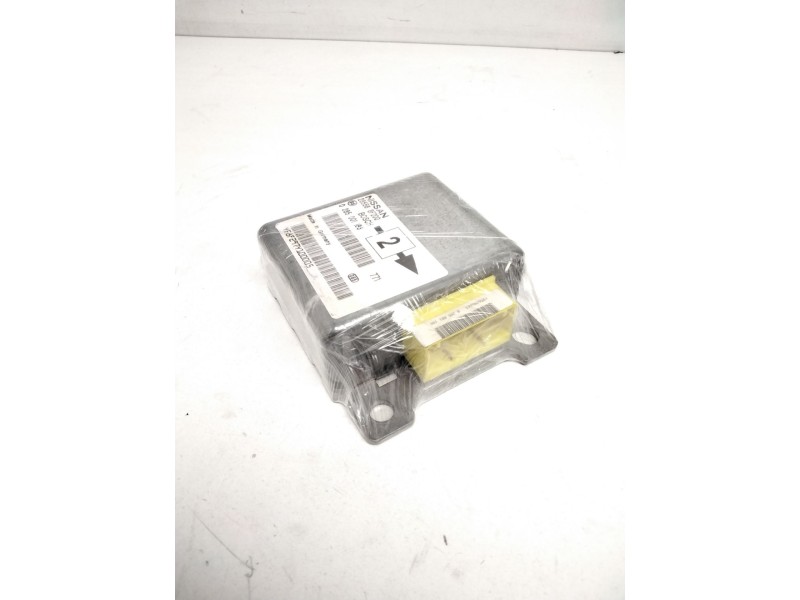 Recambio de centralita airbag para nissan terrano/terrano.ii (r20) referencia OEM IAM 0285001186 285568F200 