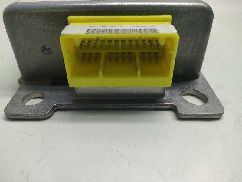 Recambio de centralita airbag para nissan terrano/terrano.ii (r20) referencia OEM IAM 0285001186 285568F200 