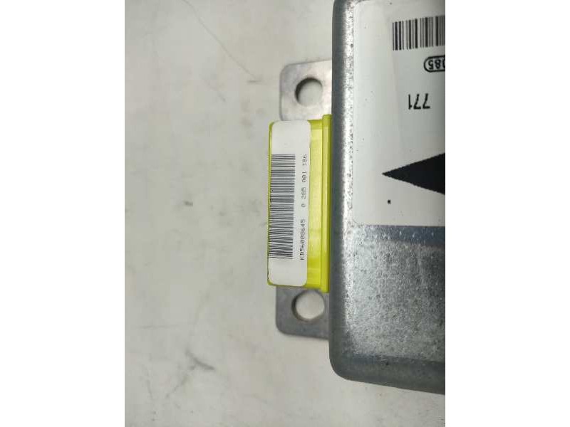 Recambio de centralita airbag para nissan terrano/terrano.ii (r20) referencia OEM IAM 0285001186 285568F200 