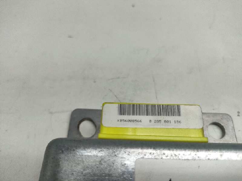 Recambio de centralita airbag para nissan terrano/terrano.ii (r20) referencia OEM IAM 0285001186 285568F200 