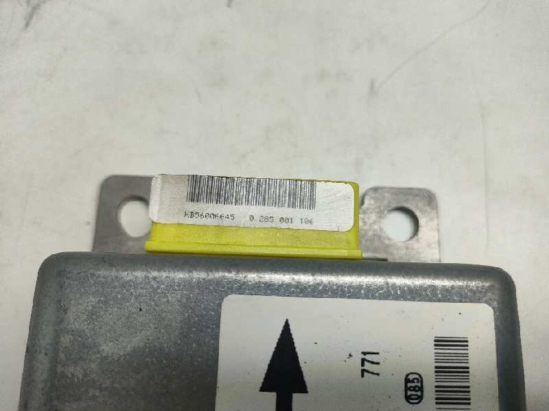 Recambio de centralita airbag para nissan terrano/terrano.ii (r20) referencia OEM IAM 0285001186 285568F200 