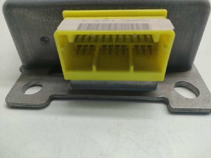 Recambio de centralita airbag para nissan terrano/terrano.ii (r20) referencia OEM IAM 0285001186 285568F200 