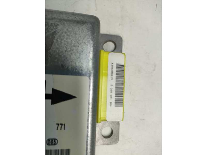 Recambio de centralita airbag para nissan terrano/terrano.ii (r20) referencia OEM IAM 0285001186 285568F200 