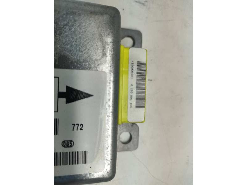 Recambio de centralita airbag para nissan terrano/terrano.ii (r20) referencia OEM IAM 0285001186 285568F200 