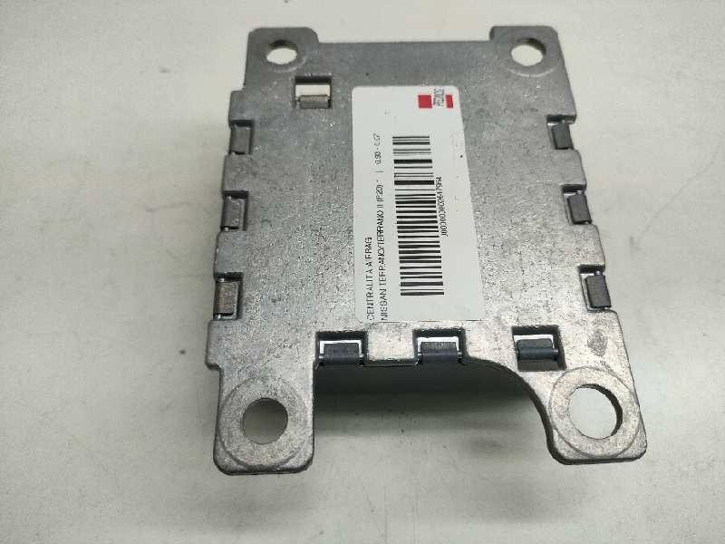 Recambio de centralita airbag para nissan terrano/terrano.ii (r20) referencia OEM IAM 0285001186 285568F200 