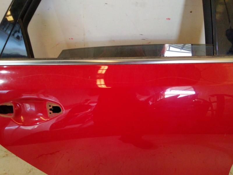 Recambio de puerta trasera derecha para kia proceed combi van (cd) 1.4 t-gdi referencia OEM IAM   