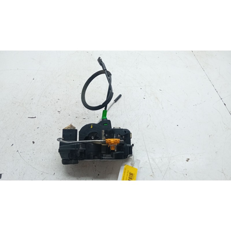 Recambio de cerradura puerta trasera derecha para opel insignia a (g09) 2.0 cdti (68) referencia OEM IAM   
