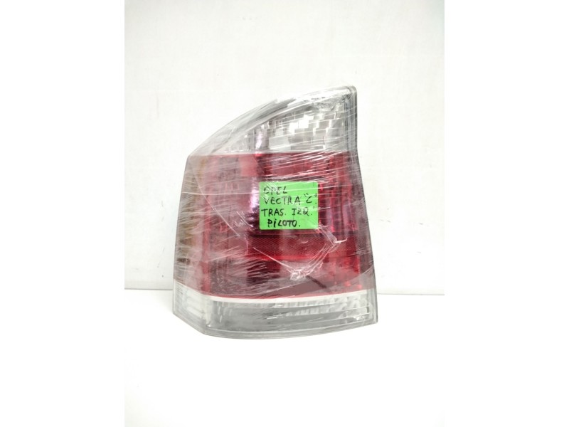 Recambio de piloto trasero izquierdo para opel vectra c berlina referencia OEM IAM 13131001  