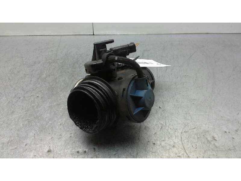 Recambio de valvula egr para peugeot 206 berlina xt referencia OEM IAM 9636111480  