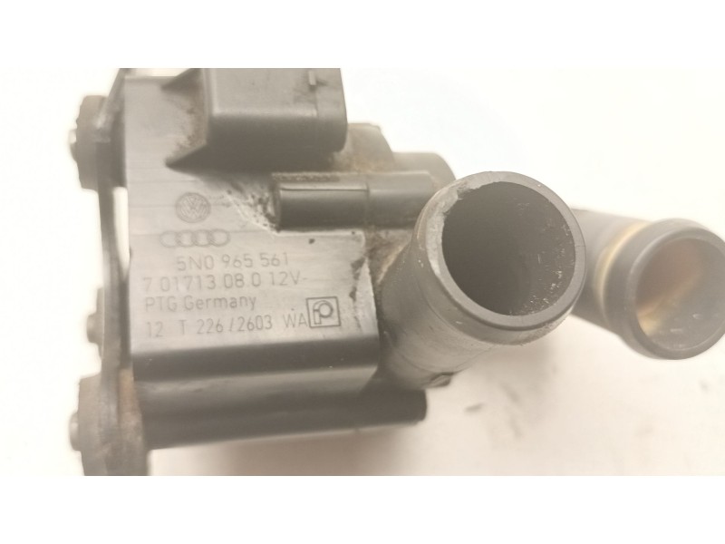 Recambio de bomba agua electrica para audi a4 b9 (8w2, 8wc) 2.0 tdi referencia OEM IAM 5N0965561  
