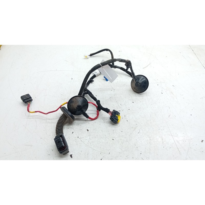 Recambio de instalacion puerta trasera izquierda para kia proceed combi van (cd) 1.4 t-gdi referencia OEM IAM 91620J7240  