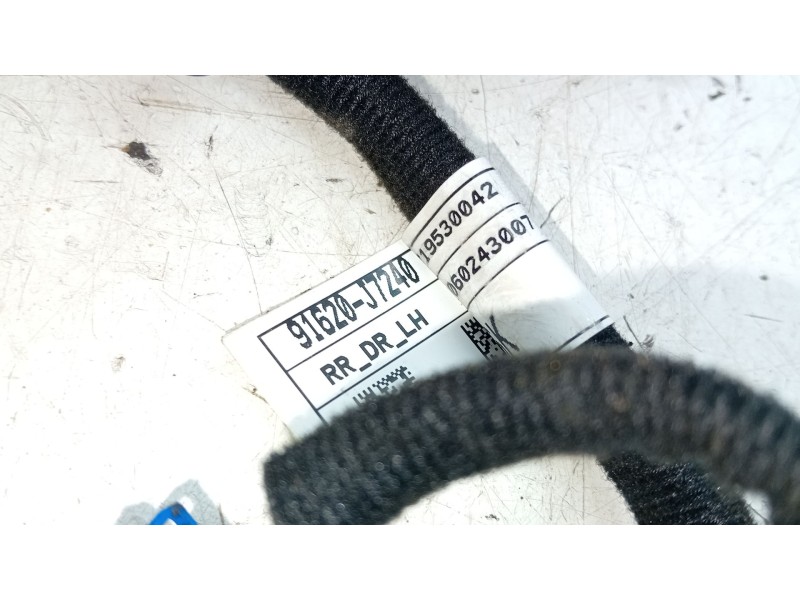 Recambio de instalacion puerta trasera izquierda para kia proceed combi van (cd) 1.4 t-gdi referencia OEM IAM 91620J7240  