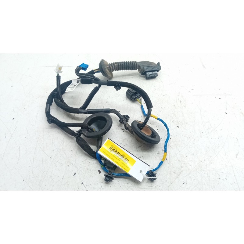 Recambio de instalacion puerta trasera derecha para kia proceed combi van (cd) 1.4 t-gdi referencia OEM IAM 91630J7240  