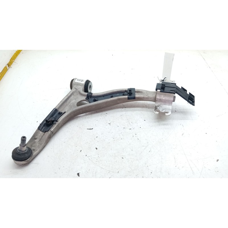 Recambio de brazo suspension superior delantero izquierdo para mercedes-benz clase a (w176) a 200 cdi / d (176.008) referencia O