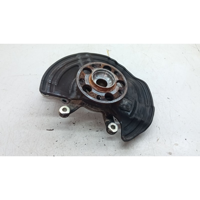 Recambio de mangueta delantera izquierda para mercedes-benz clase a (w176) a 200 cdi / d (176.008) referencia OEM IAM   