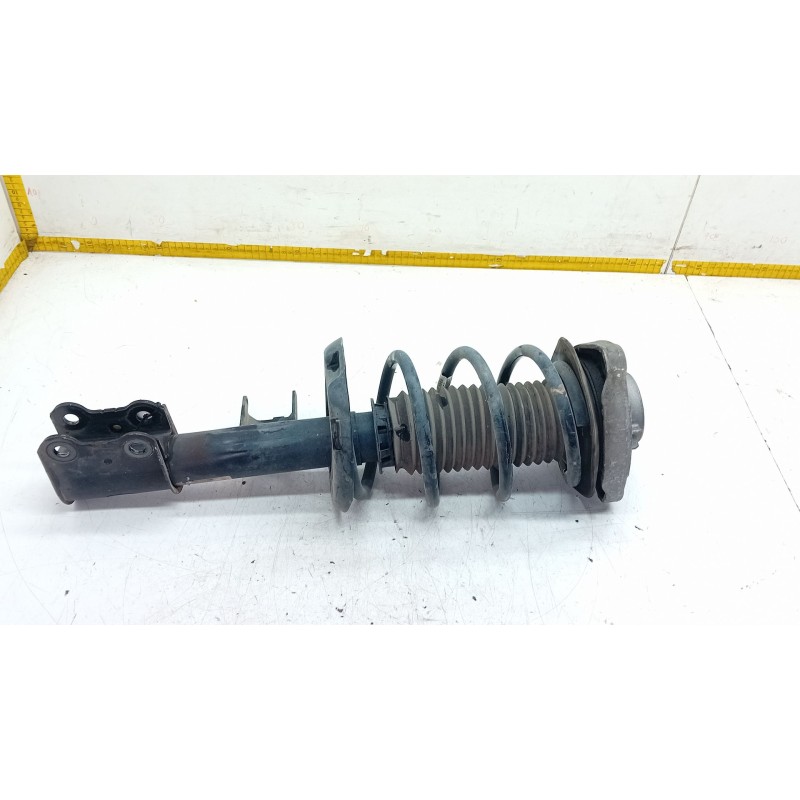 Recambio de amortiguador delantero izquierdo para mercedes-benz clase a (w176) a 200 cdi / d (176.008) referencia OEM IAM A17632