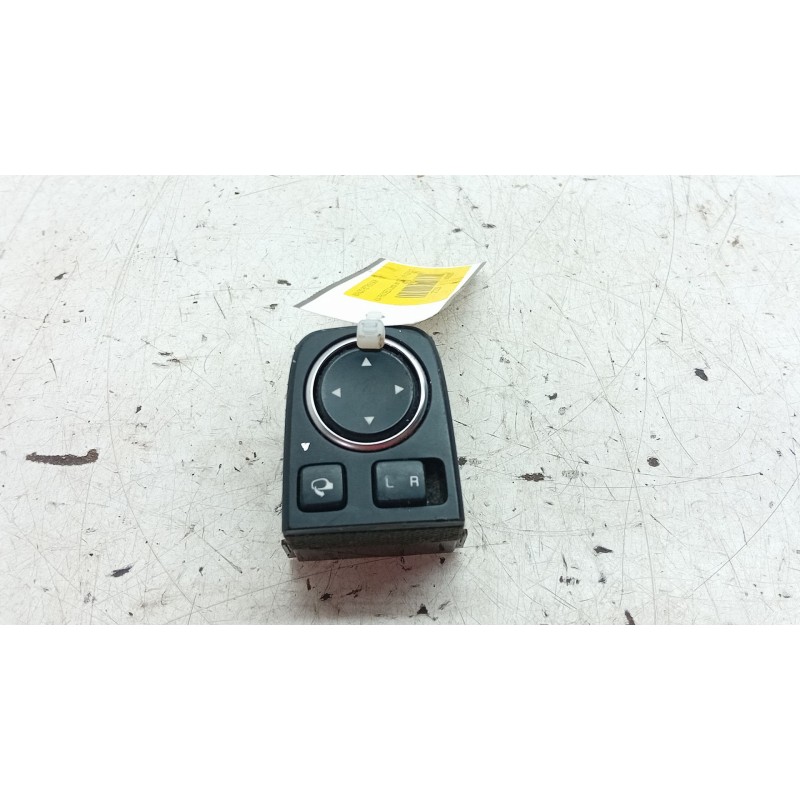 Recambio de mando retrovisor para kia proceed combi van (cd) 1.4 t-gdi referencia OEM IAM 93530J7000  