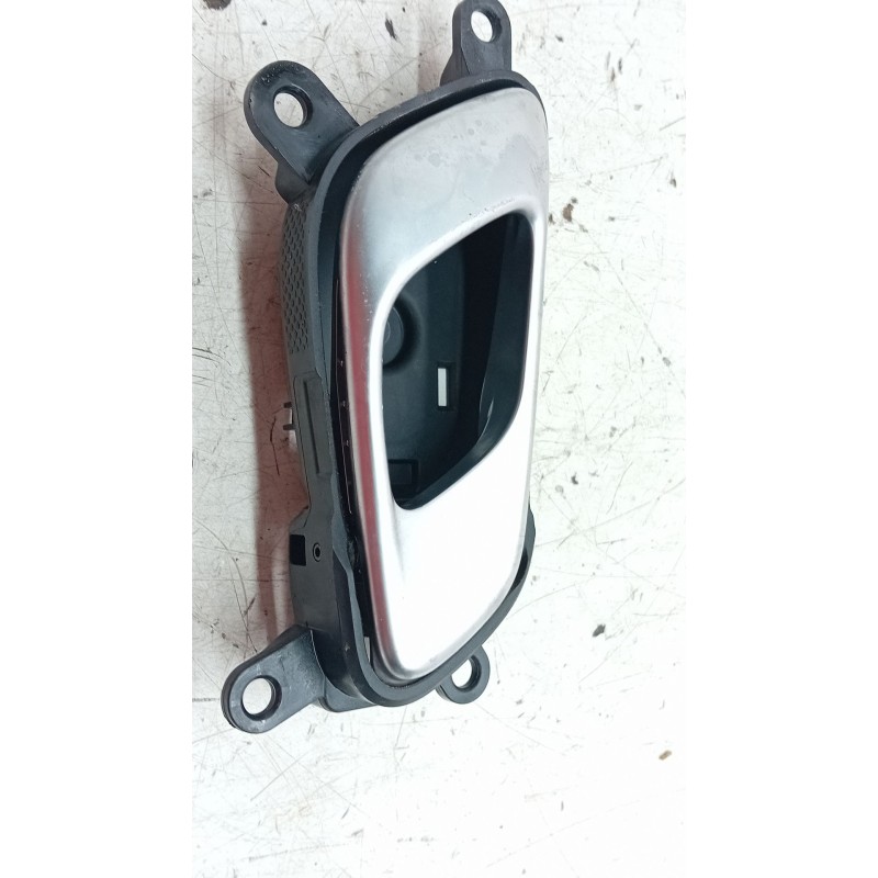 Recambio de maneta interior delantera derecha para kia proceed combi van (cd) 1.4 t-gdi referencia OEM IAM 82623J7000  