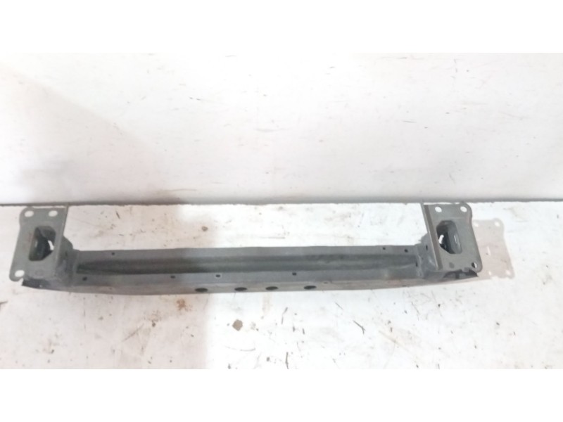 Recambio de refuerzo paragolpes delantero para toyota avensis (_t25_) 2.2 d-4d (adt251_) referencia OEM IAM   