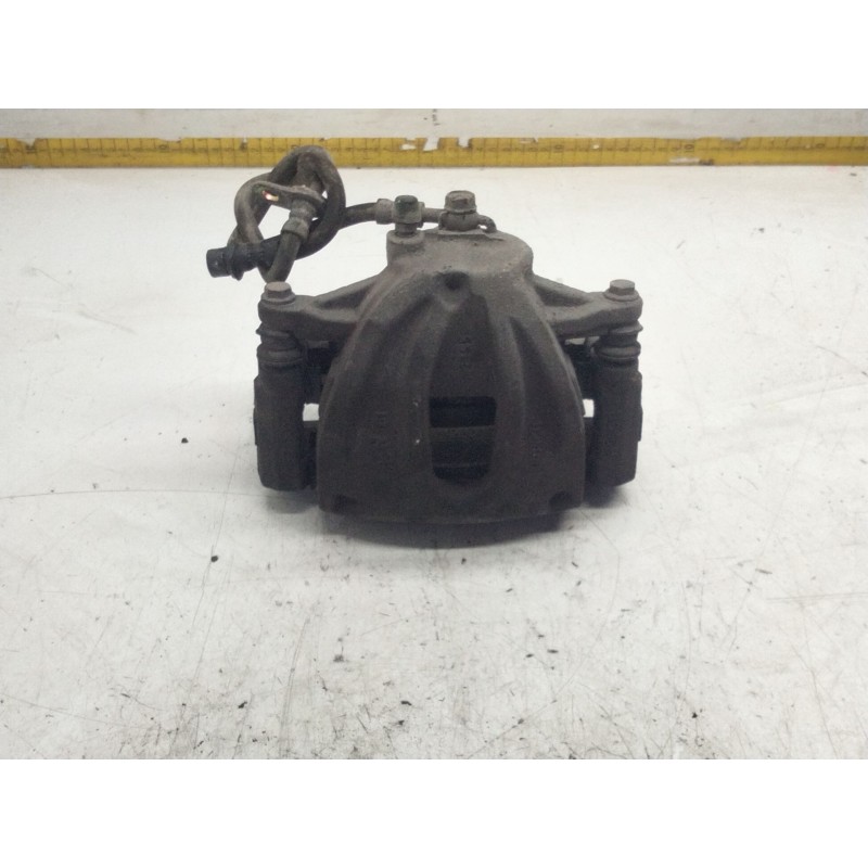 Recambio de pinza freno delantera derecha para toyota avensis (_t25_) 2.2 d-4d (adt251_) referencia OEM IAM   
