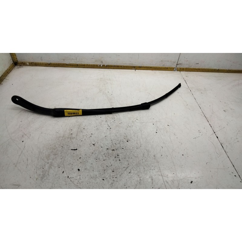 Recambio de brazo limpia delantero izquierdo para mercedes-benz clase a (w176) a 200 cdi / d (176.008) referencia OEM IAM   