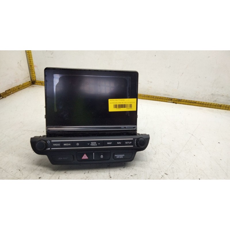 Recambio de pantalla multifuncion para kia proceed combi van (cd) 1.4 t-gdi referencia OEM IAM IAH8412CDNG  