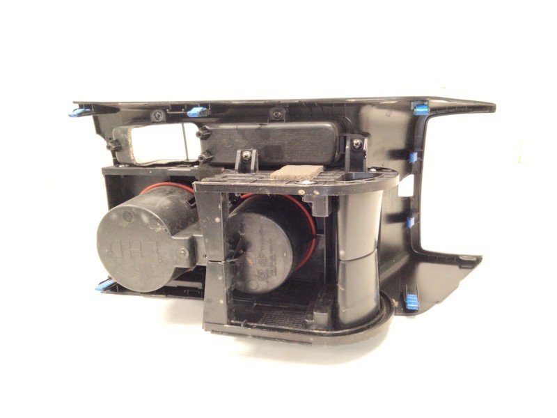 Recambio de consola central para kia proceed combi van (cd) 1.4 t-gdi referencia OEM IAM   