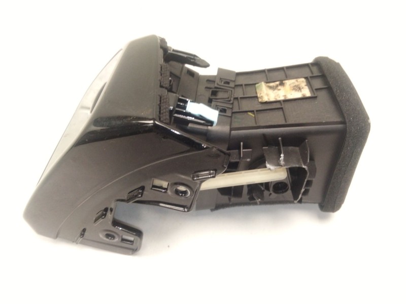 Recambio de aireador derecho para kia proceed combi van (cd) 1.4 t-gdi referencia OEM IAM 97490J7000  