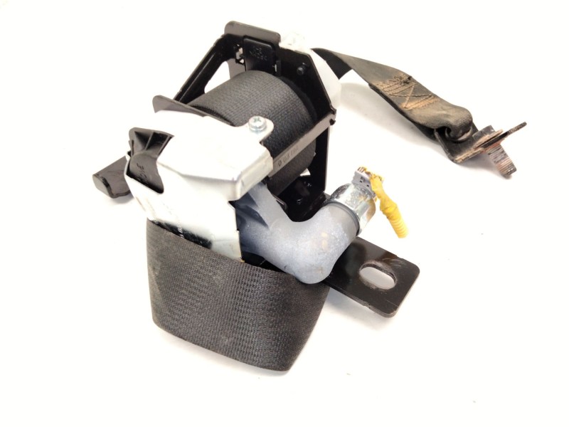 Recambio de cinturon seguridad trasero izquierdo para kia proceed combi van (cd) 1.4 t-gdi referencia OEM IAM   