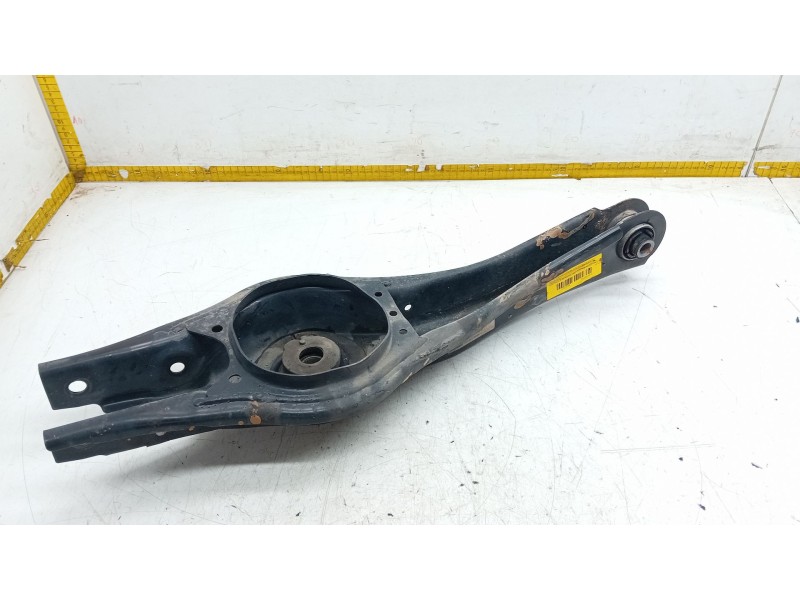 Recambio de brazo suspension inferior trasero derecho para kia proceed combi van (cd) 1.4 t-gdi referencia OEM IAM 55220G4AA0  